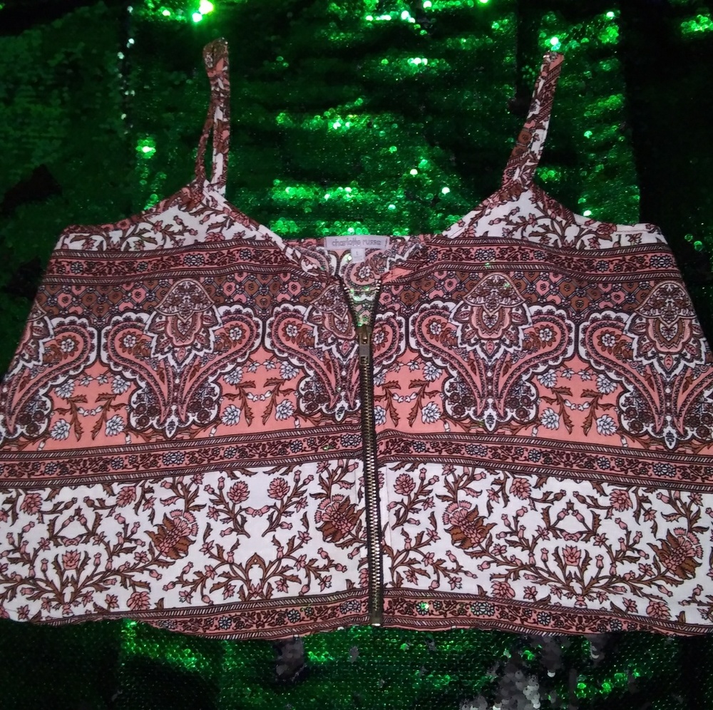 Crop top